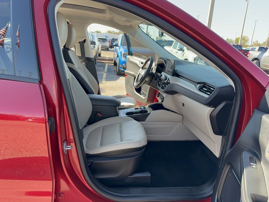 Certified 2022 Ford Escape SEL image 14