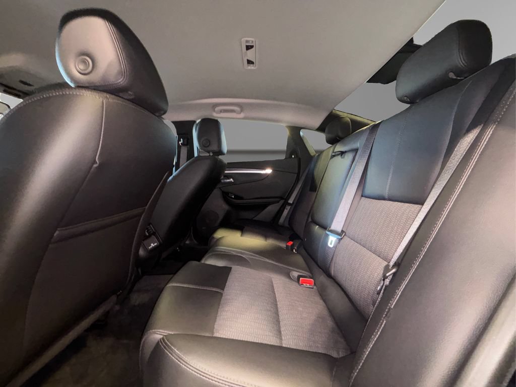 Used 2020 Chevrolet Impala LT w/ LT Convenience Package FWD image 13