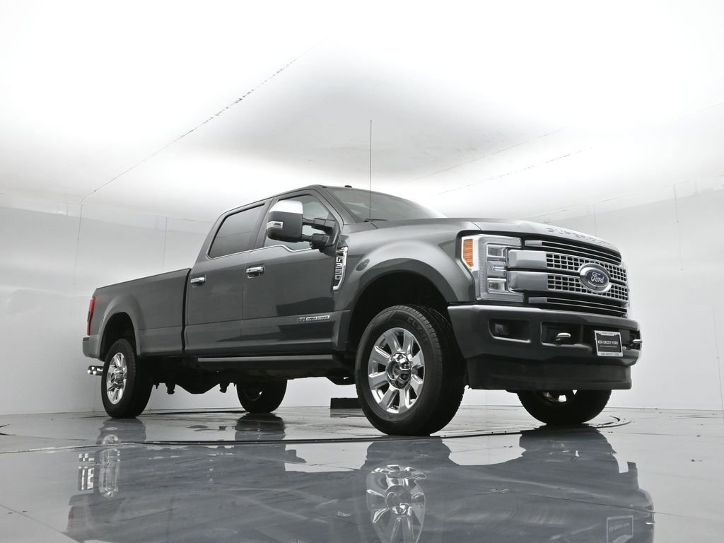 Certified 2018 Ford F350 Platinum w/ Platinum Ultimate Package image 5