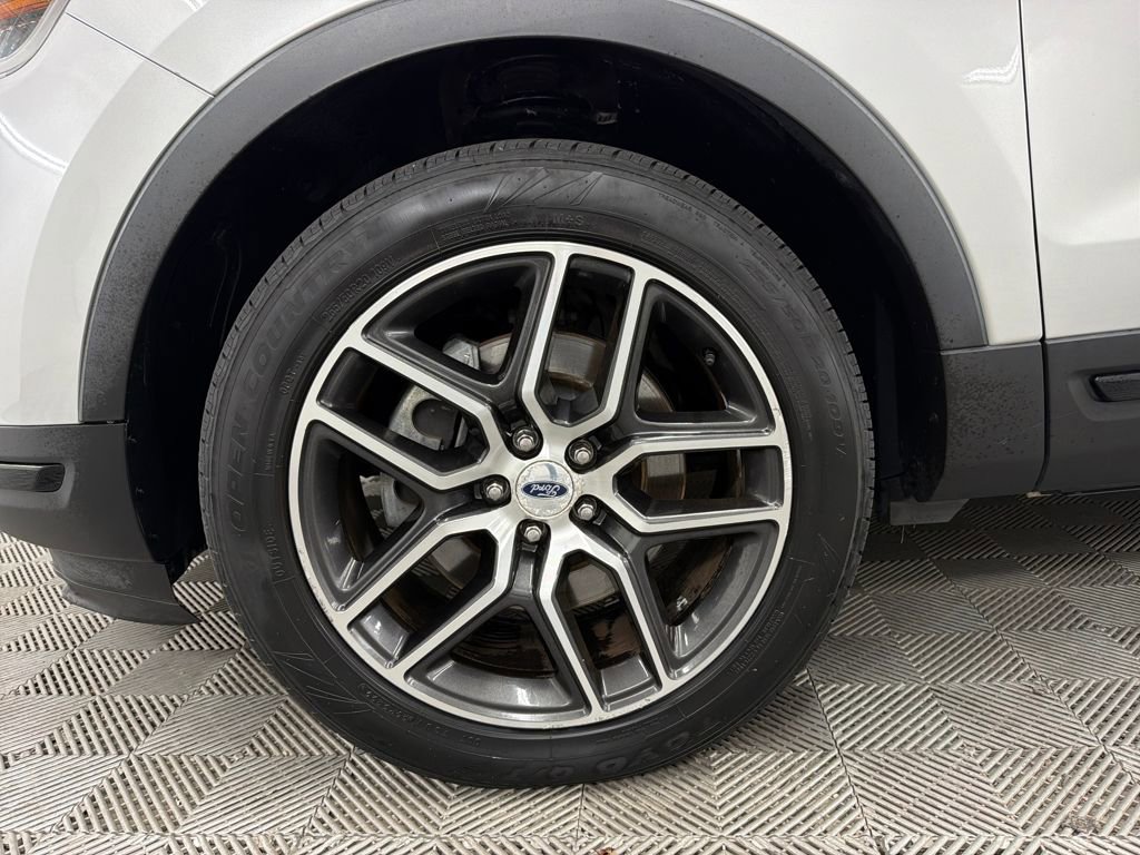Certified 2019 Ford Explorer Sport w/ Equipment Group 401A image 14