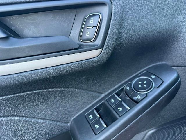 Certified 2022 Ford Escape SE image 24