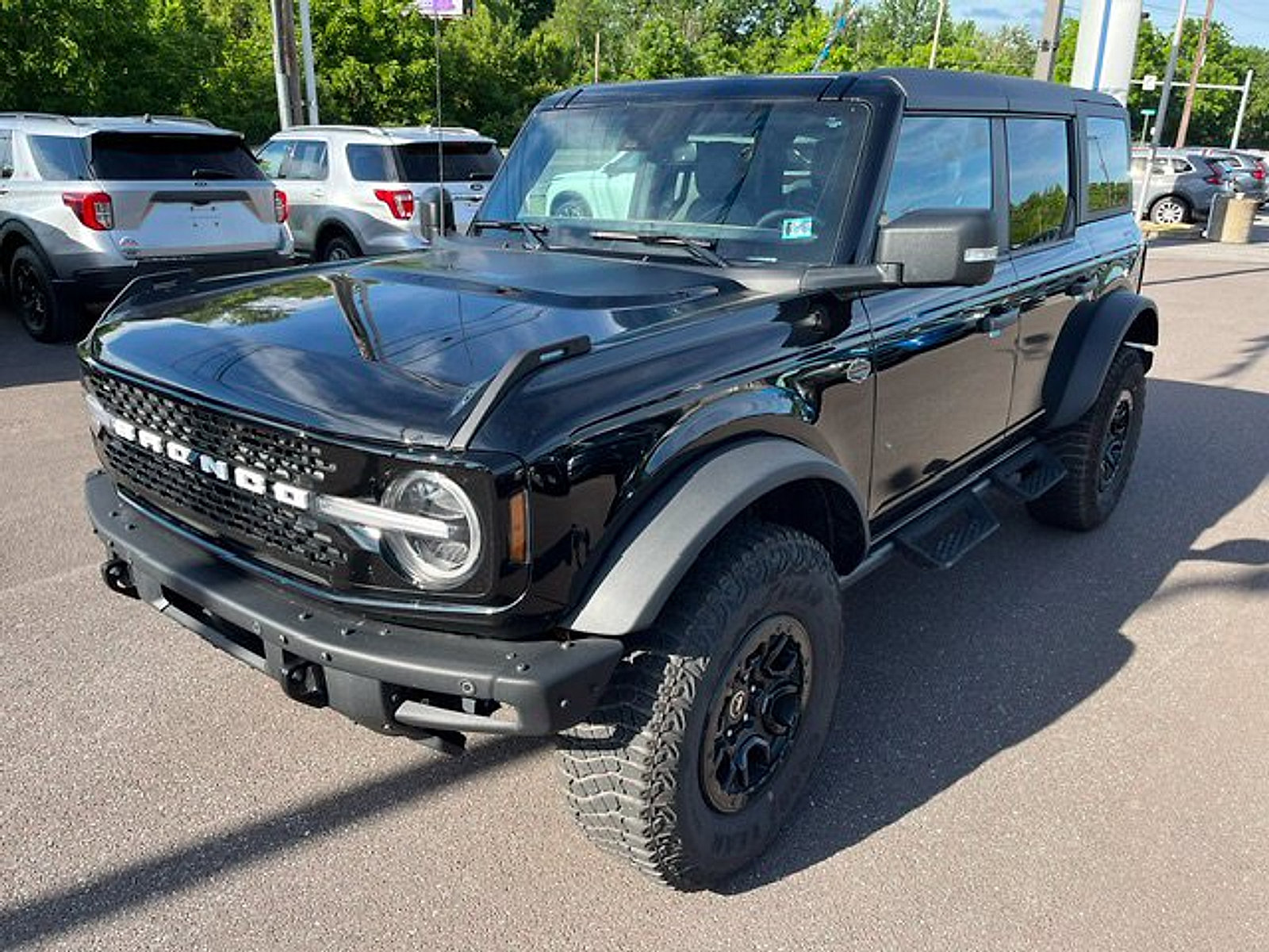 Certified 2024 Ford Bronco Wildtrak AWD/4WD image 4
