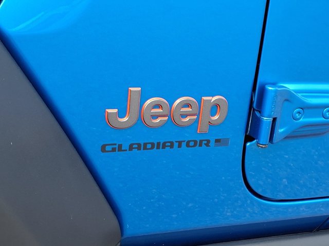 Used 2023 Jeep Gladiator Mojave w/ LED Lighting Group AWD/4WD image 26