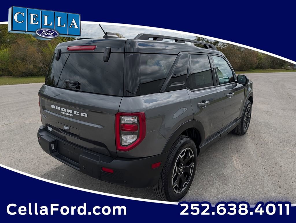 Certified 2025 Ford Bronco Sport Outer Banks w/ Outer Banks Tech Package+ image 3