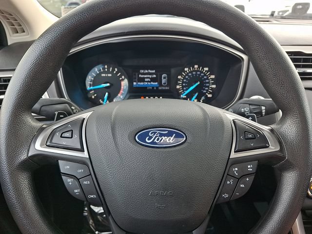 Certified 2018 Ford Fusion SE FWD image 19