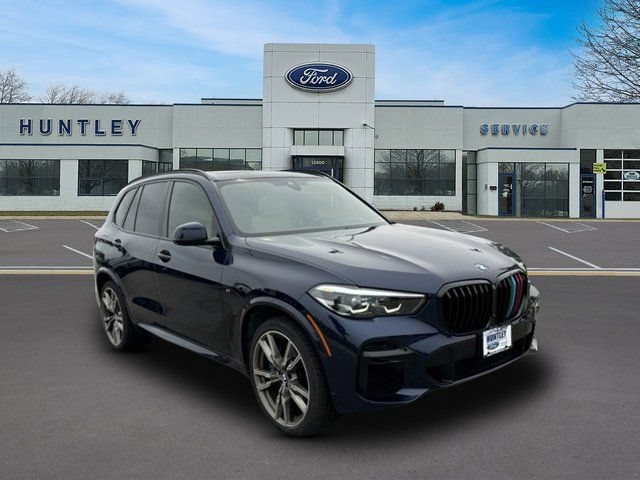 Used 2022 BMW X5 M50i AWD/4WD image 4