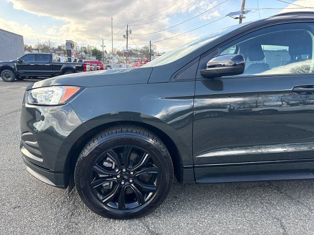 Certified 2023 Ford Edge SE w/ Black Appearance Package AWD/4WD image 13