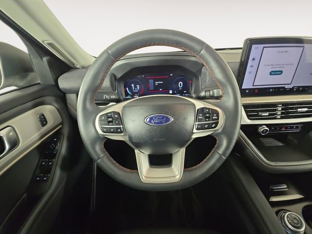 Certified 2025 Ford Explorer Active w/ Active Comfort Package image 12