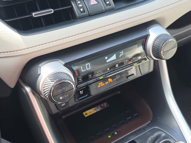 Used 2024 Toyota RAV4 Limited w/ Advanced Technology Package AWD/4WD image 26