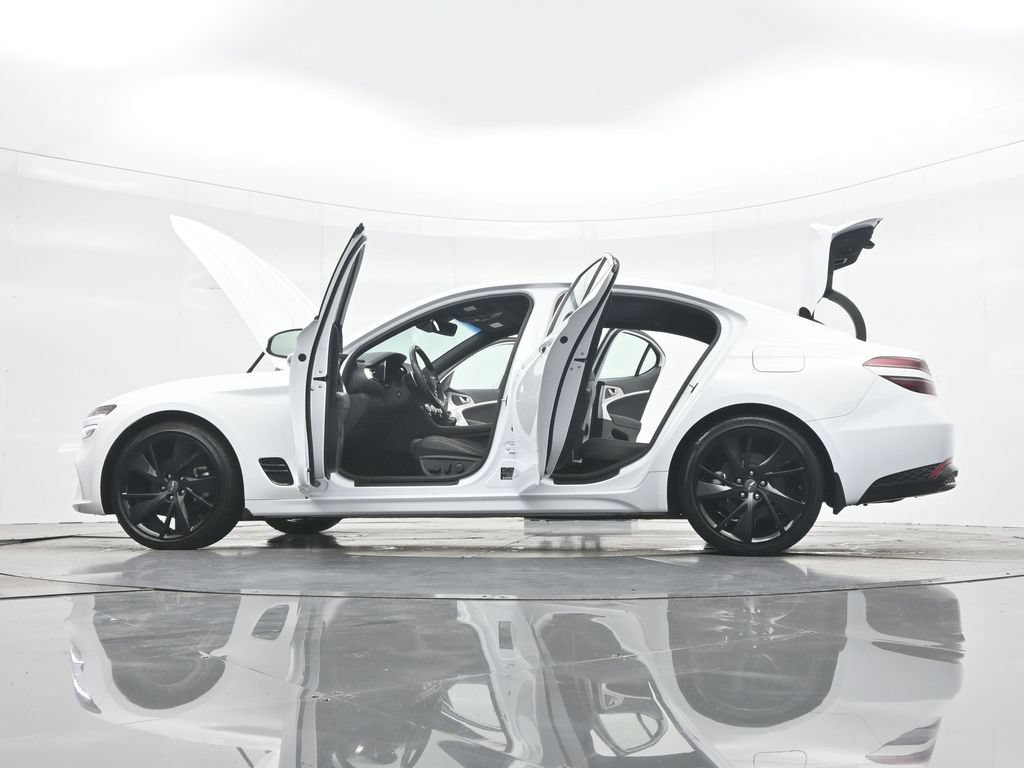 Used 2023 Genesis G70 2.0T w/ Sport Prestige Package AWD/4WD image 46