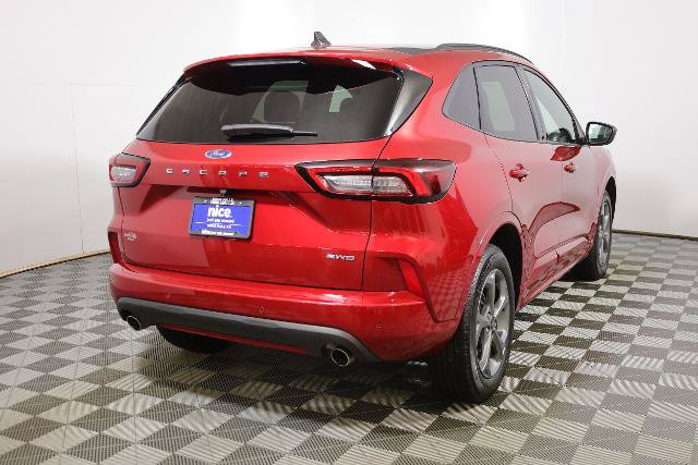 Certified 2024 Ford Escape ST-Line w/ Tech Pack #1 AWD/4WD image 6