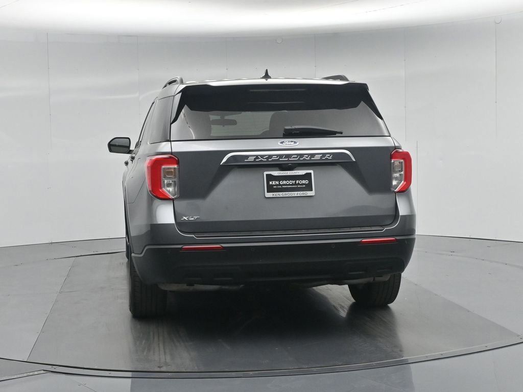 Certified 2023 Ford Explorer XLT image 16