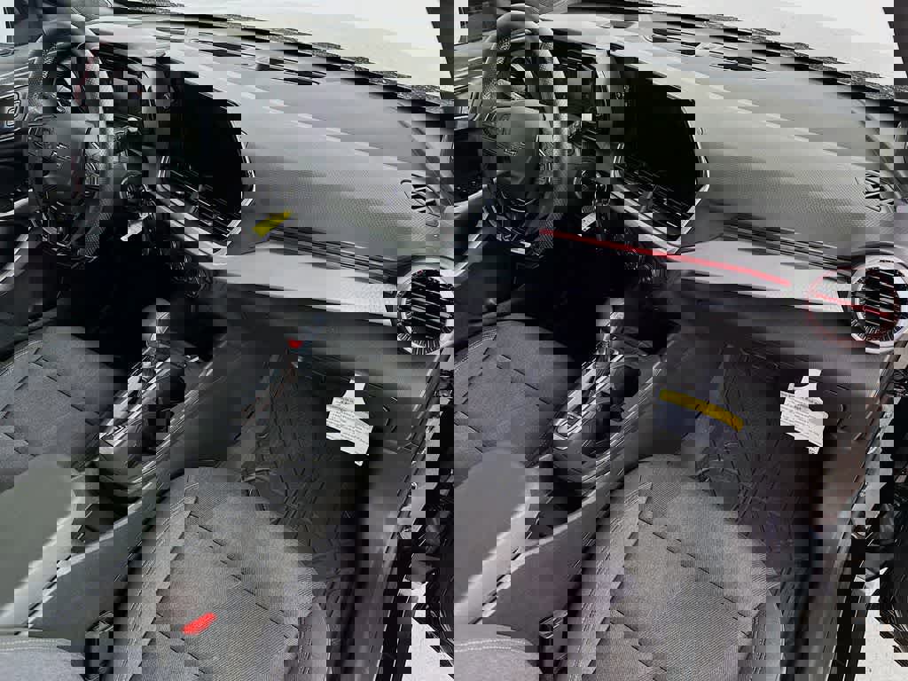 Used 2024 Chevrolet Trax RS image 31