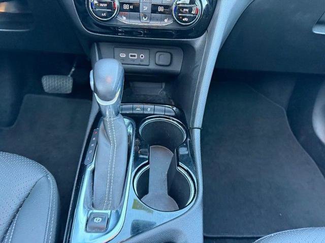 Used 2022 Buick Encore GX Essence w/ Experience Buick Package image 18