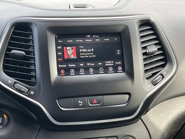 Used 2020 Jeep Cherokee Latitude Plus image 16