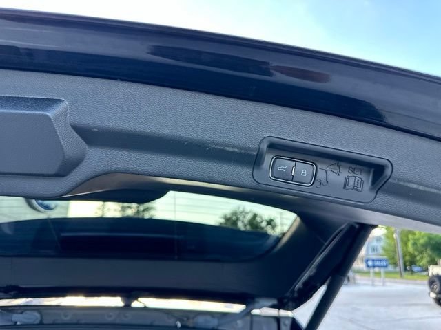 Certified 2023 Ford Explorer XLT w/ Equipment Group 202A AWD/4WD image 17