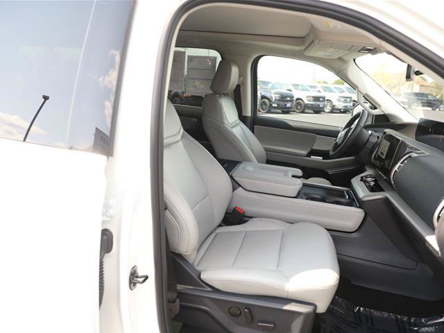 Certified 2025 Ford Expedition Active AWD/4WD image 35