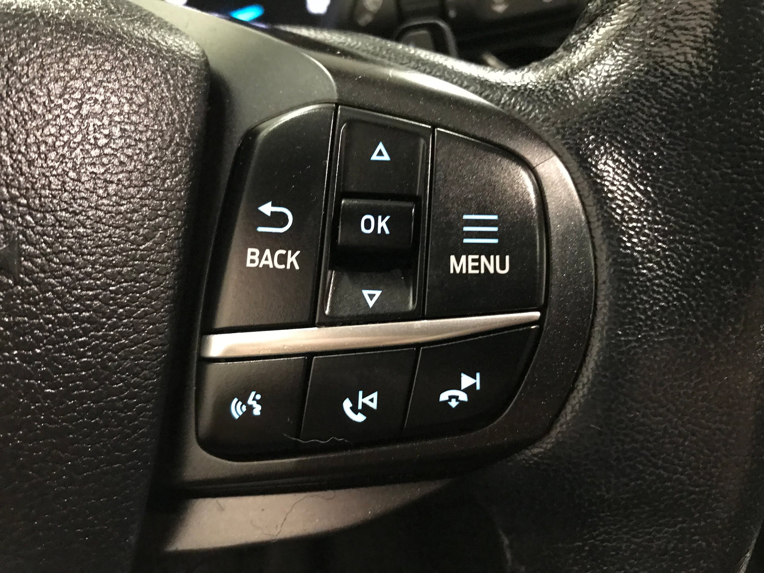 Certified 2020 Ford Explorer XLT w/ Equipment Group 202A AWD/4WD image 21