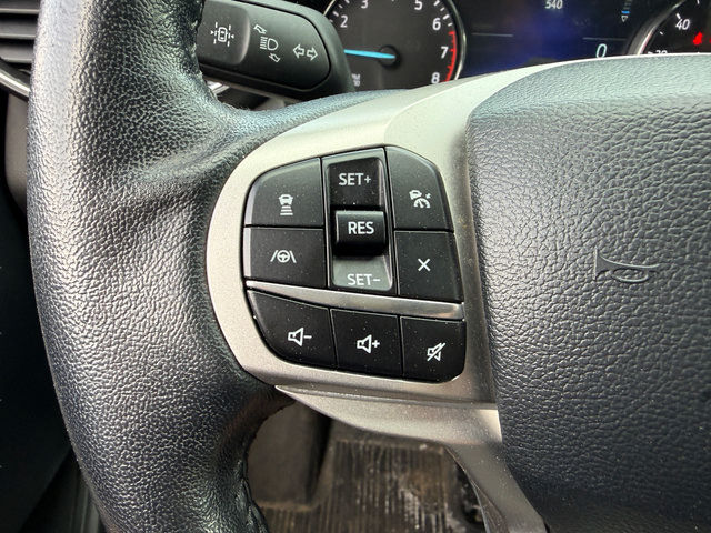 Certified 2022 Ford Explorer XLT w/ Equipment Group 202A AWD/4WD image 19