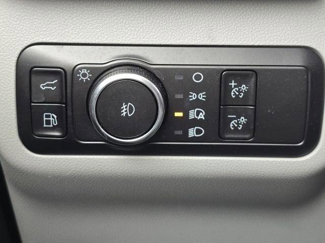 Certified 2025 Ford Escape SE w/ PHEV Premium Package FWD image 15