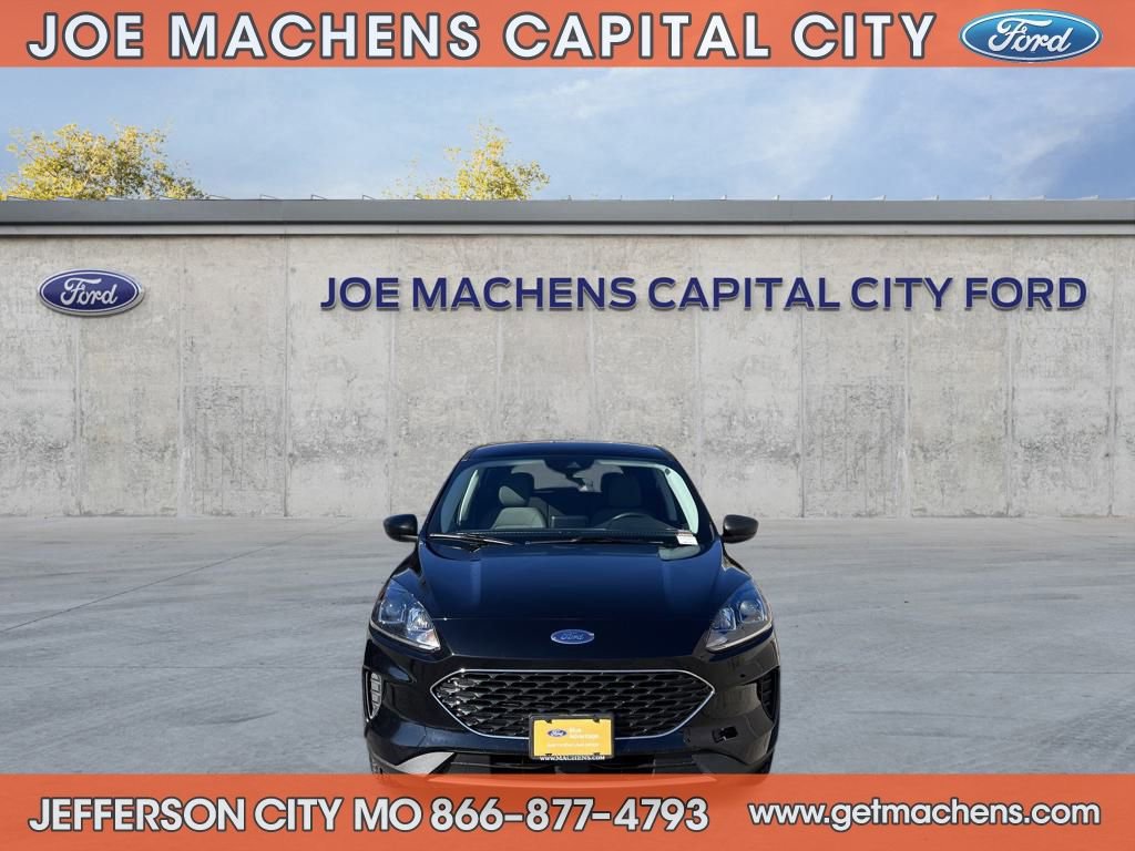 Certified 2022 Ford Escape SE w/ Cold Weather Package image 8