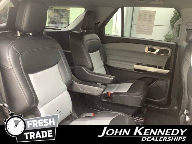 Certified 2023 Ford Explorer XLT w/ Equipment Group 202A AWD/4WD image 26