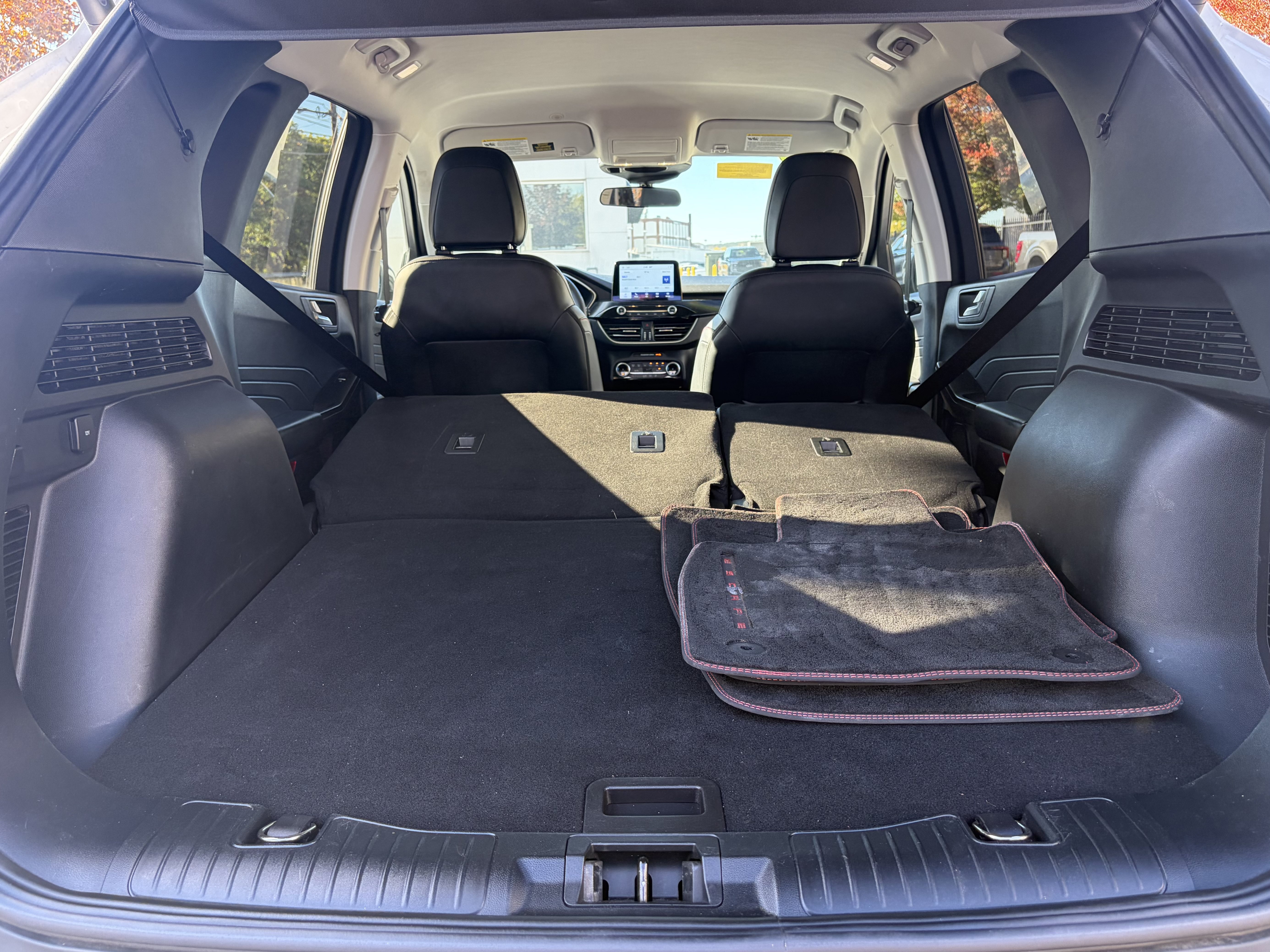 Certified 2022 Ford Escape SEL AWD/4WD image 28