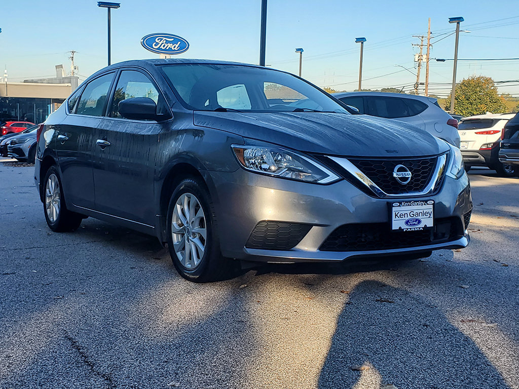 Used 2018 Nissan Sentra SV FWD image 3