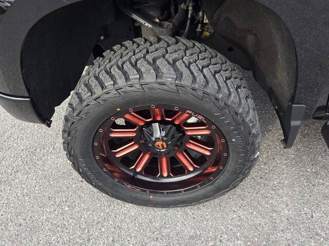 Used 2024 Chevrolet Silverado 1500 Custom Trail Boss AWD/4WD image 18