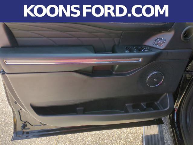 Certified 2024 Ford Expedition Platinum AWD/4WD image 10