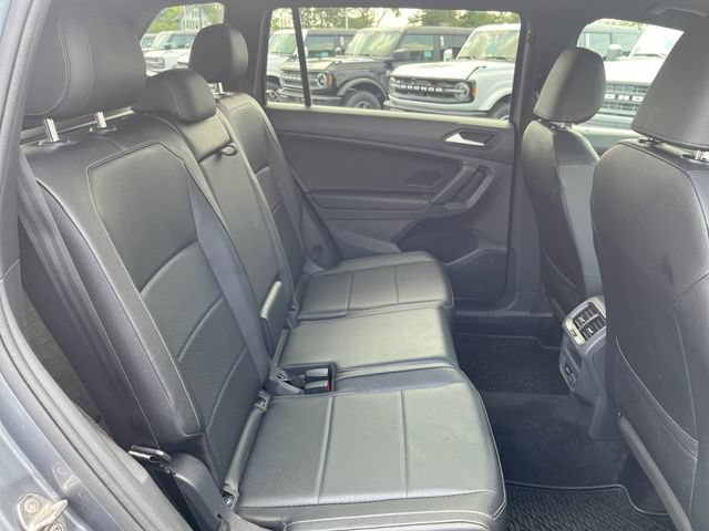 Used 2019 Volkswagen Tiguan SEL Premium R-Line AWD/4WD image 23