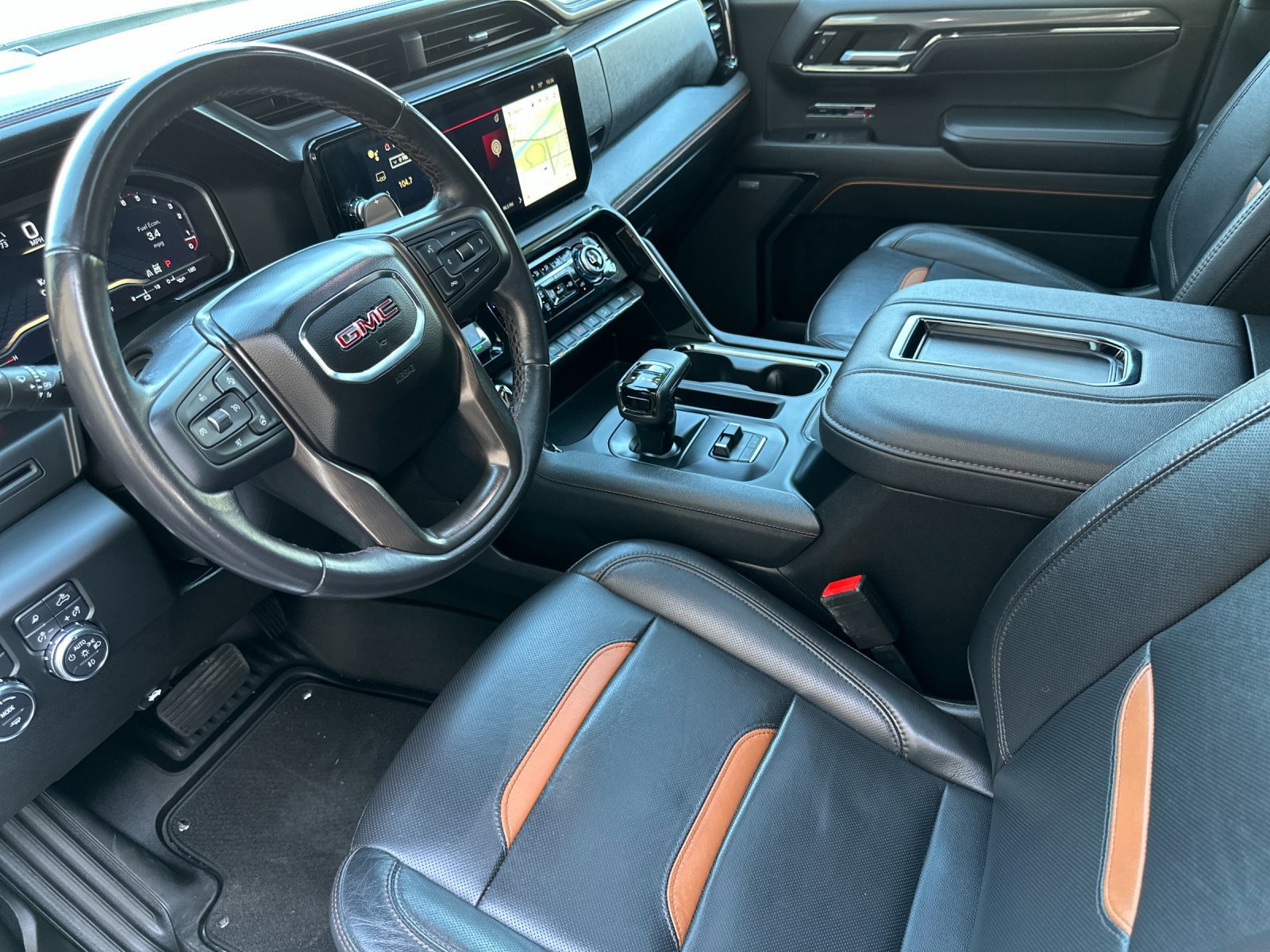 Used 2022 GMC Sierra 1500 AT4 w/ AT4 Premium Package image 10