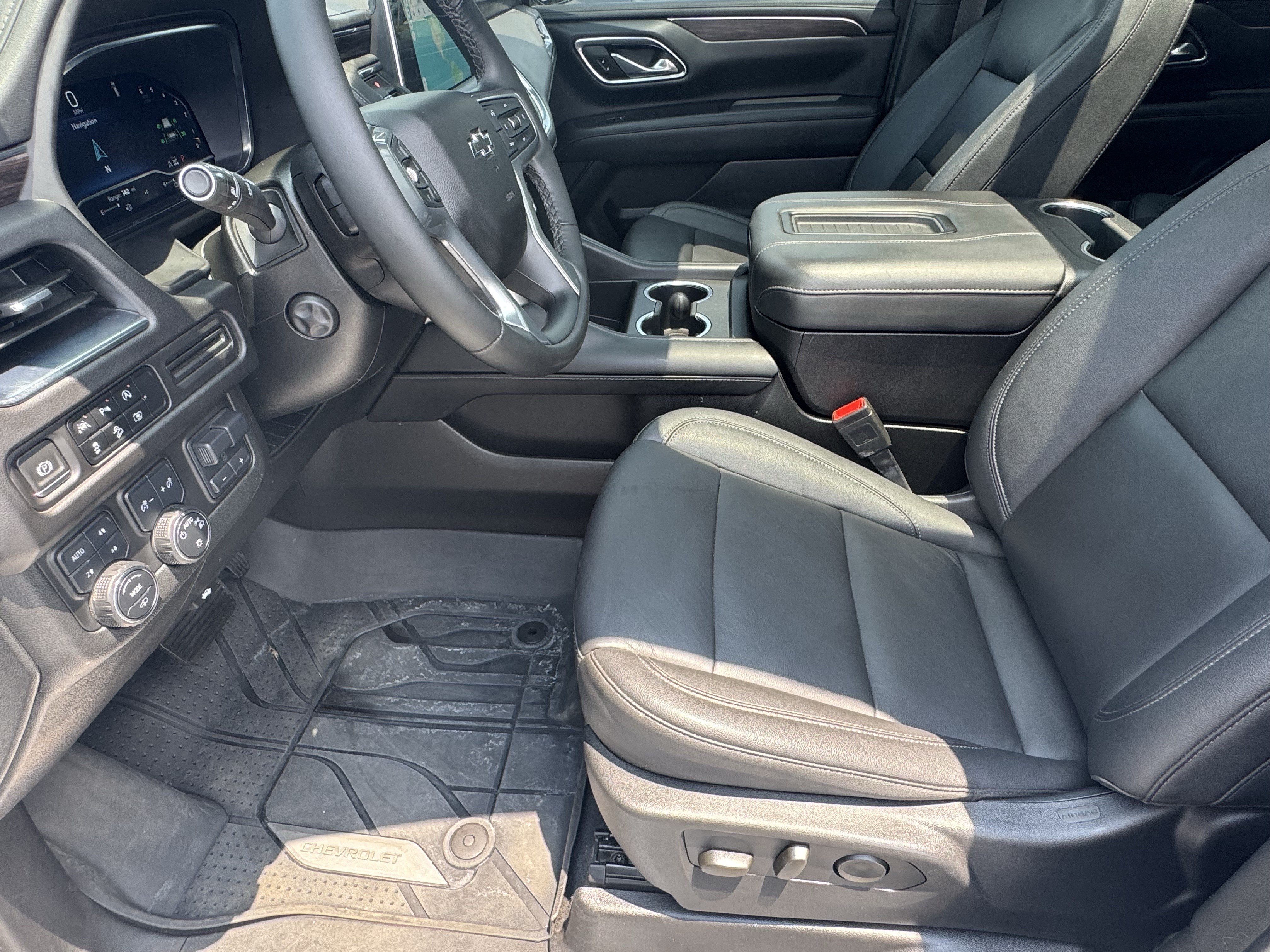 Used 2023 Chevrolet Suburban Z71 w/ Off-Road Capability Package AWD/4WD image 14