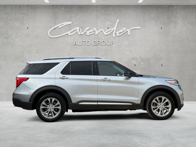 Certified 2022 Ford Explorer Limited w/ Equipment Group 301A image 8