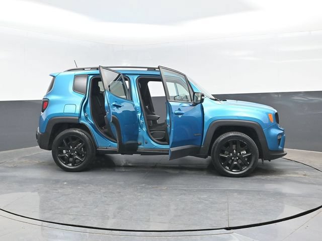 Used 2022 Jeep Renegade Altitude w/ Convenience Group AWD/4WD image 27
