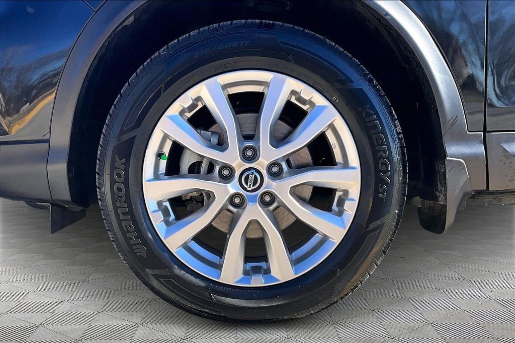 Used 2022 Nissan Rogue Sport S FWD image 10