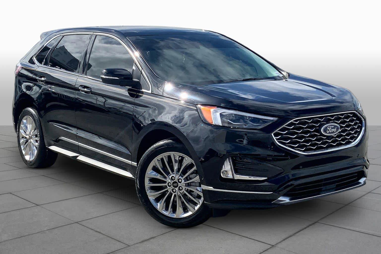 Certified 2024 Ford Edge Titanium w/ Titanium Elite Package AWD/4WD image 3
