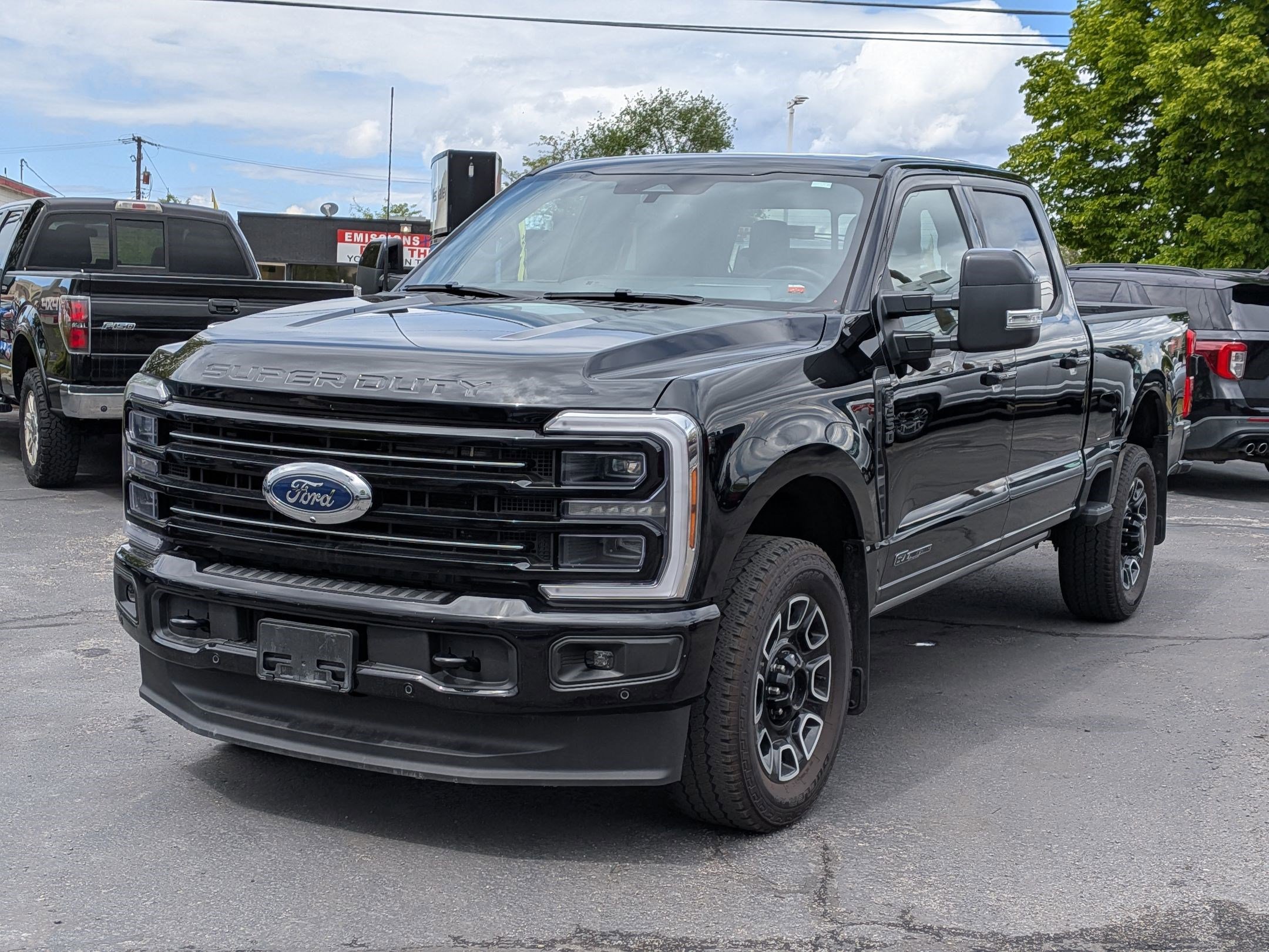 Certified 2025 Ford F350 Platinum AWD/4WD image 12