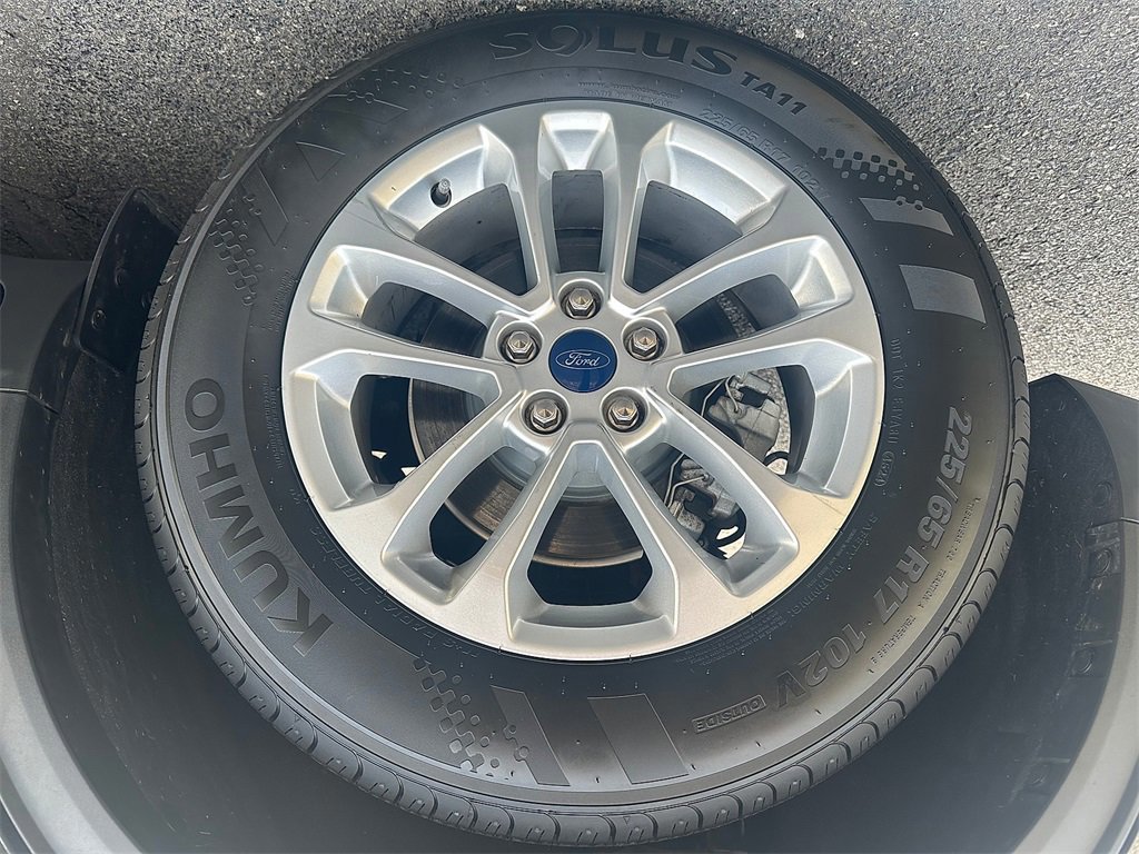 Certified 2022 Ford Escape SE w/ Cold Weather Package image 7