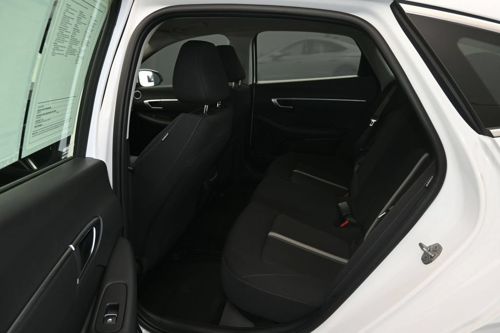 Used 2025 Hyundai Sonata SEL FWD image 19