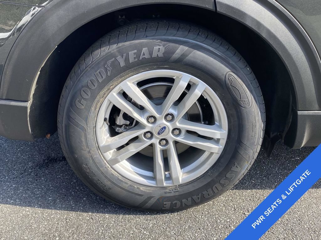 Certified 2022 Ford Explorer XLT RWD image 7