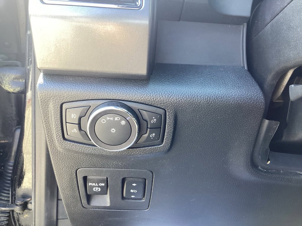Certified 2018 Ford F150 XLT w/ Equipment Group 302A Luxury AWD/4WD image 17