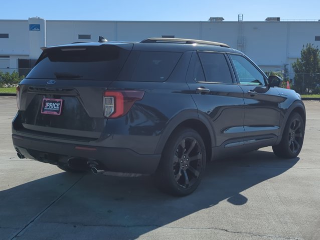 Certified 2023 Ford Explorer ST-Line w/ Class IV Trailer Tow Package image 5