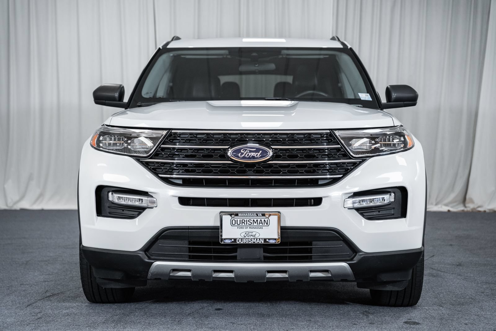 Certified 2023 Ford Explorer XLT w/ Equipment Group 202A AWD/4WD image 2