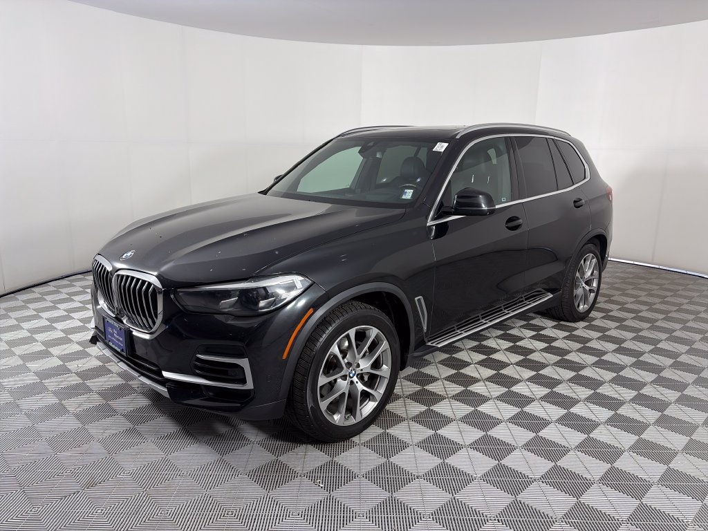 Used 2023 BMW X5 xDrive40i AWD/4WD image 3