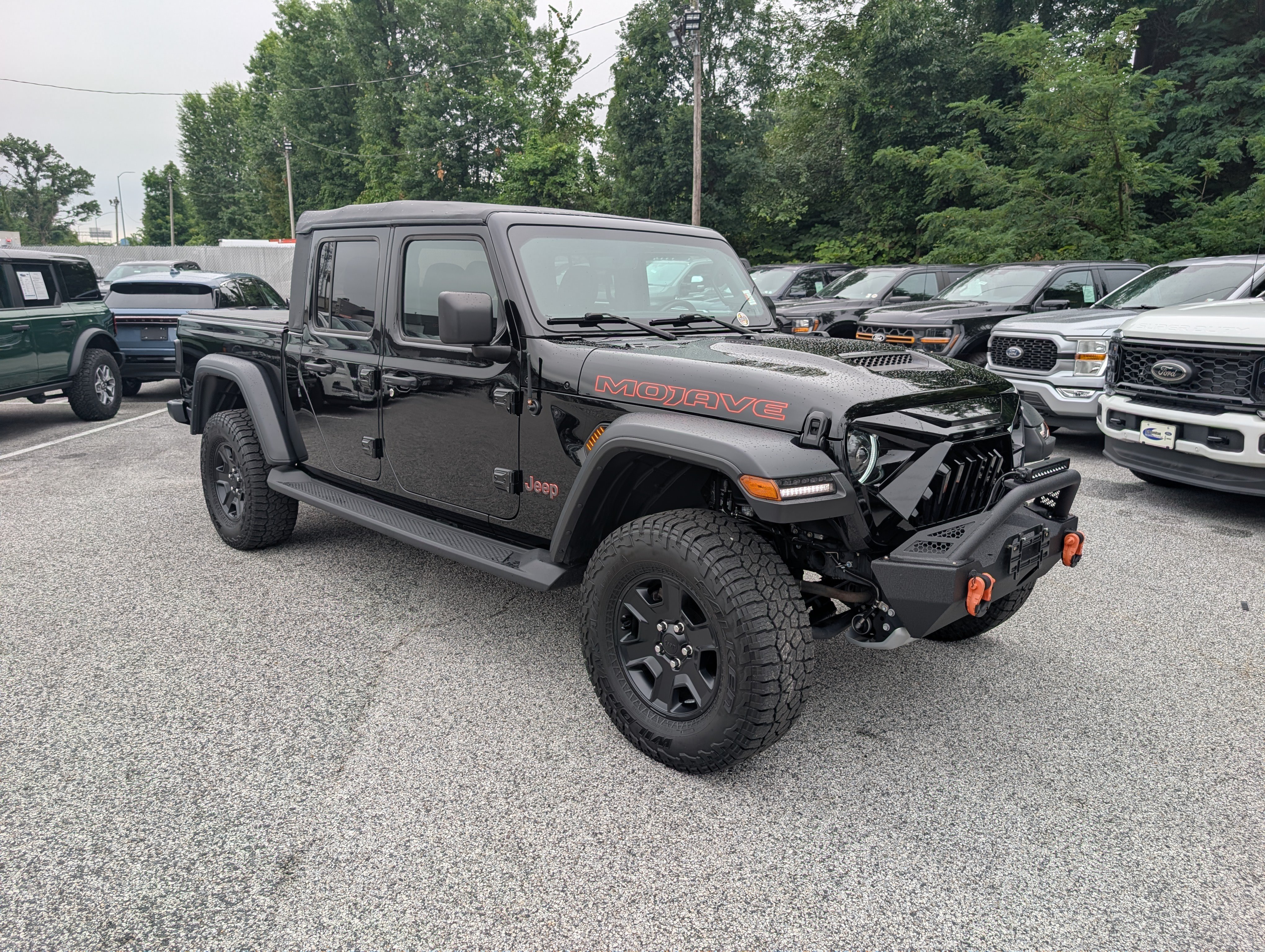 Used 2023 Jeep Gladiator Mojave w/ Cold Weather Group AWD/4WD image 9