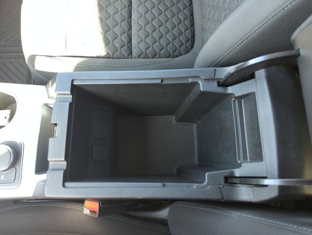 Used 2020 Chevrolet Blazer LT FWD image 29