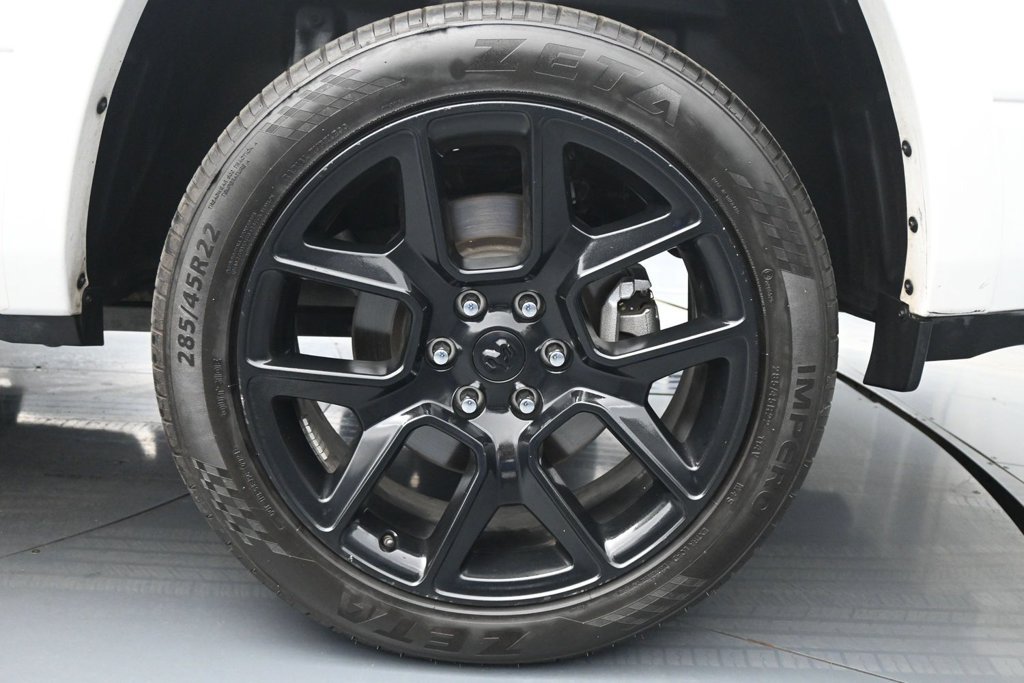 Used 2022 RAM 1500 Laramie AWD/4WD image 23