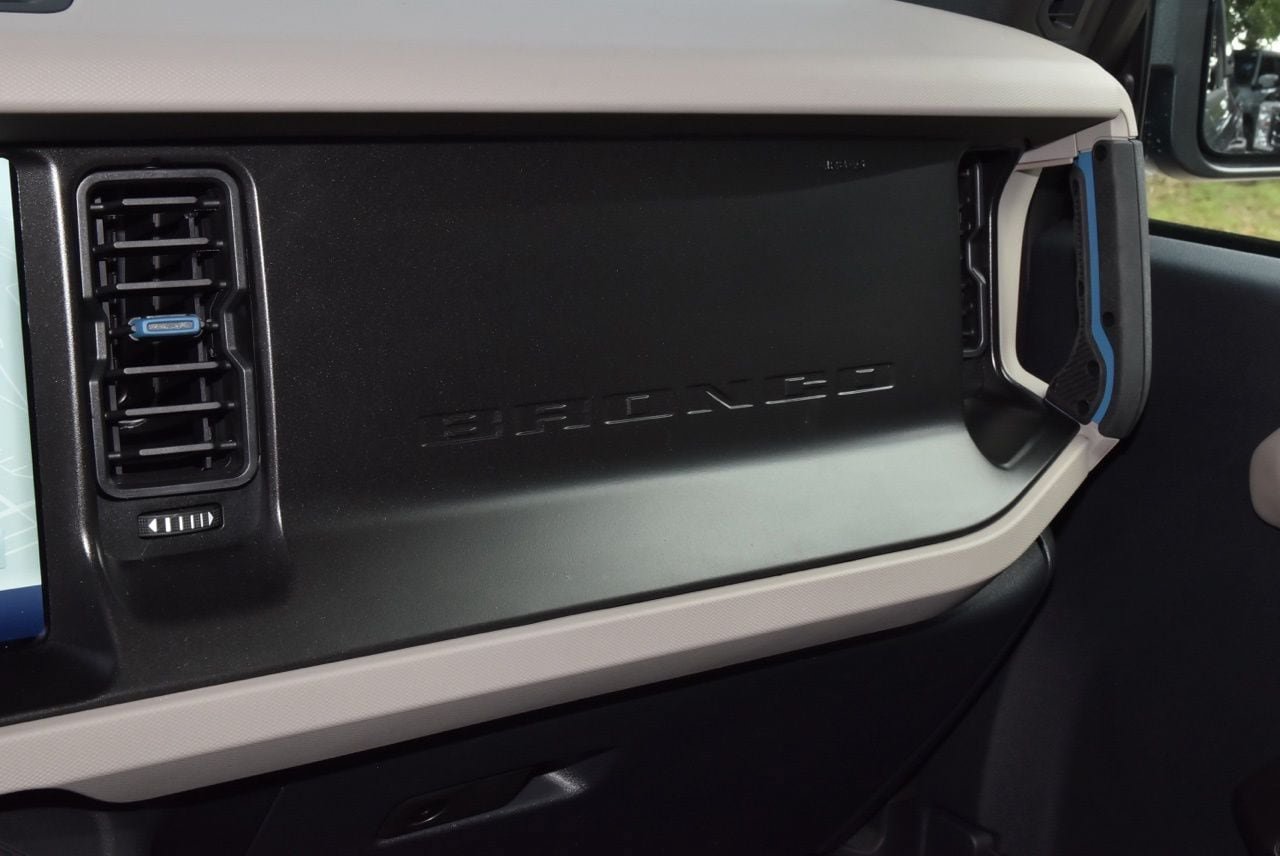 Certified 2022 Ford Bronco Wildtrak AWD/4WD image 36