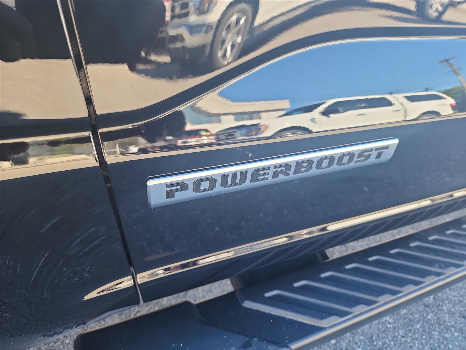 Certified 2023 Ford F150 XLT w/ Equipment Group 302A High image 10